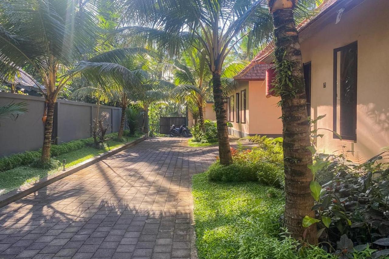 Puri Radent Ubud Redpartner 德格拉朗 外观 照片