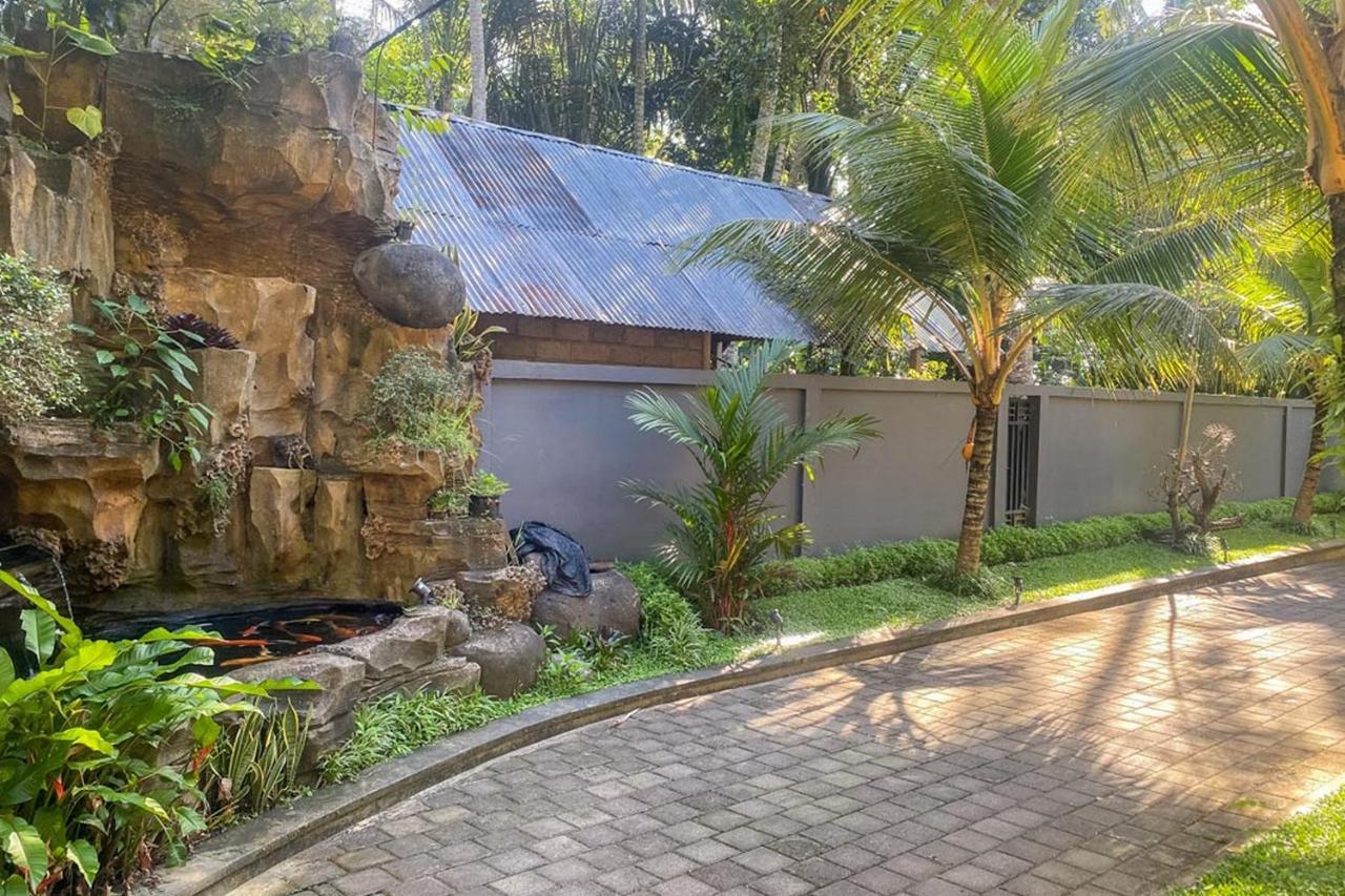 Puri Radent Ubud Redpartner 德格拉朗 外观 照片